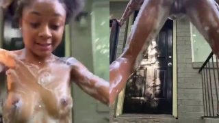 She Won The Bet By Dancing Outside With Soap On Her Body Naked