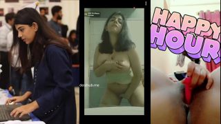 Indian I.T Girl Goes Nude, Flaunts Boobs And Pussy In The Bathroom, Also Fucks Pussy With Dildo
