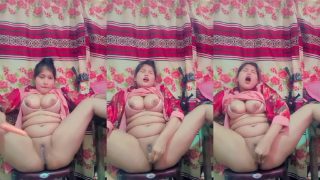 Bengali Girl Masturbates With A Carrot