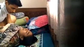 Indian College Girlfriend Fucked In The Room