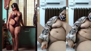 Indian Model “Mishkasayss” Goes Live, Flaunts Her Boobs, And Fucks Her Pussy With A Small Bottle