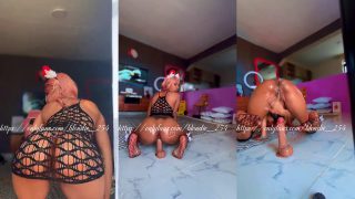 Hot Mzansi Model “Blondie_254” Twerks Without  Panties, Rides Her Dildo And Squirts