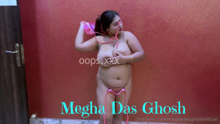 Chubby Busty “Megha Das” Strip Teasing And Flaunting Her Boobs While Still Teasing